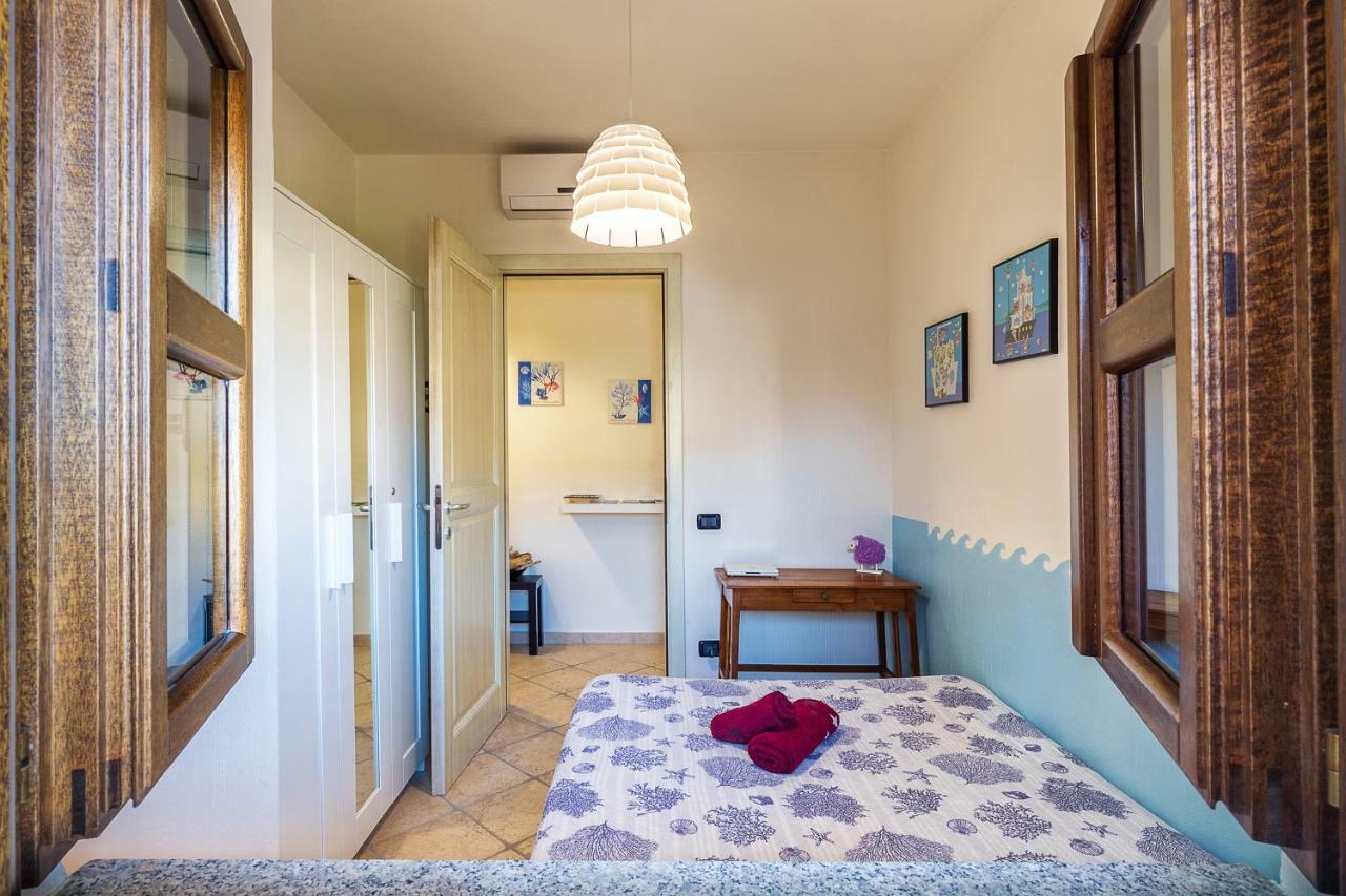 Casa Vacanze Pedras Santa Maria Navarrese Eksteriør billede