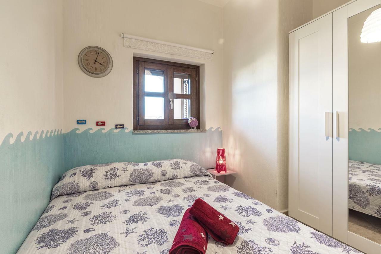 Casa Vacanze Pedras Santa Maria Navarrese Eksteriør billede