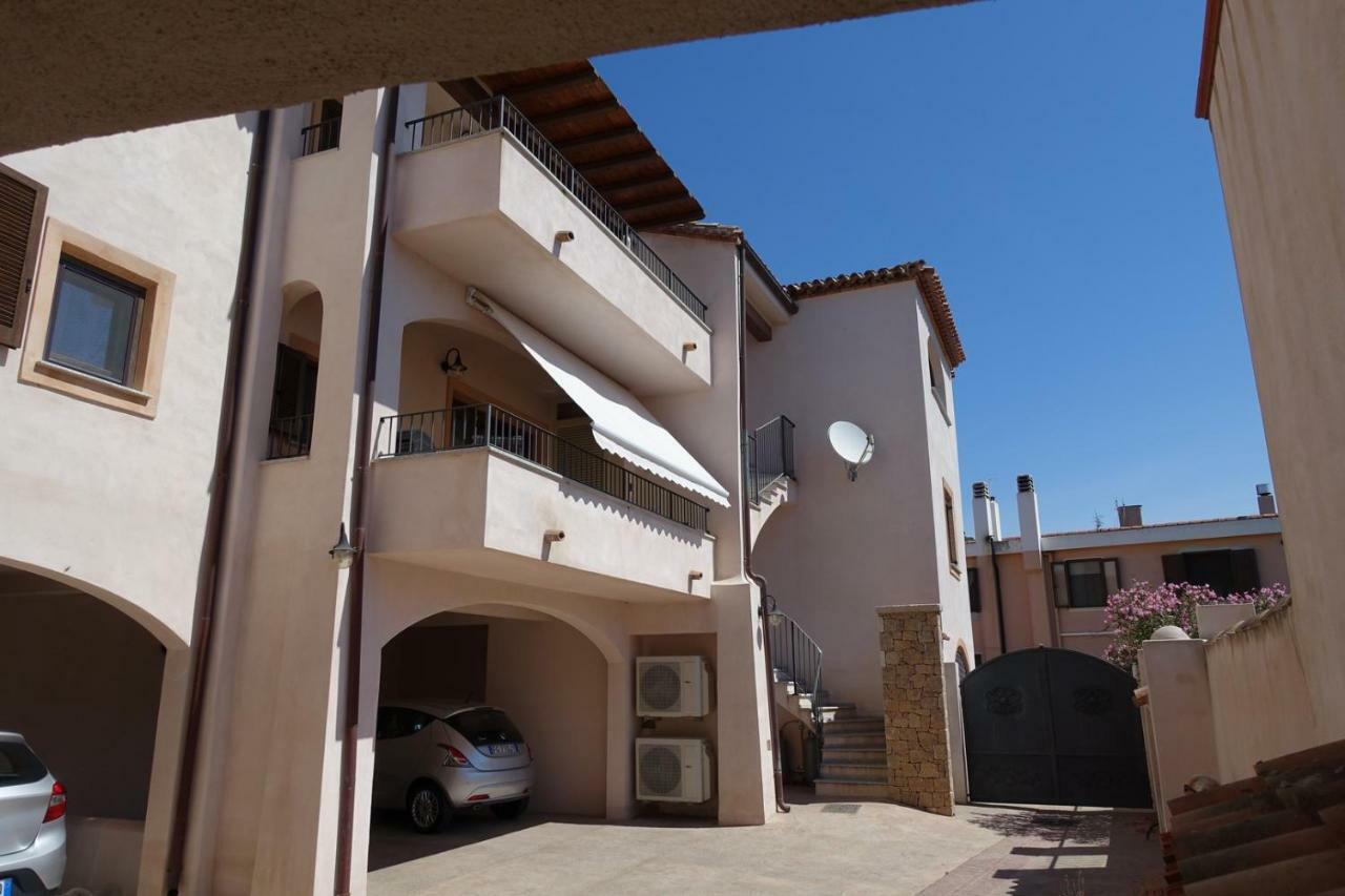 Casa Vacanze Pedras Santa Maria Navarrese Eksteriør billede